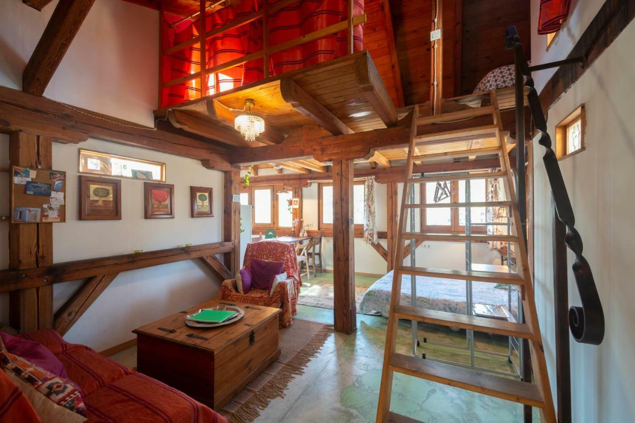 モナチル Casa Cueva Muntasalヴィラ エクステリア 写真